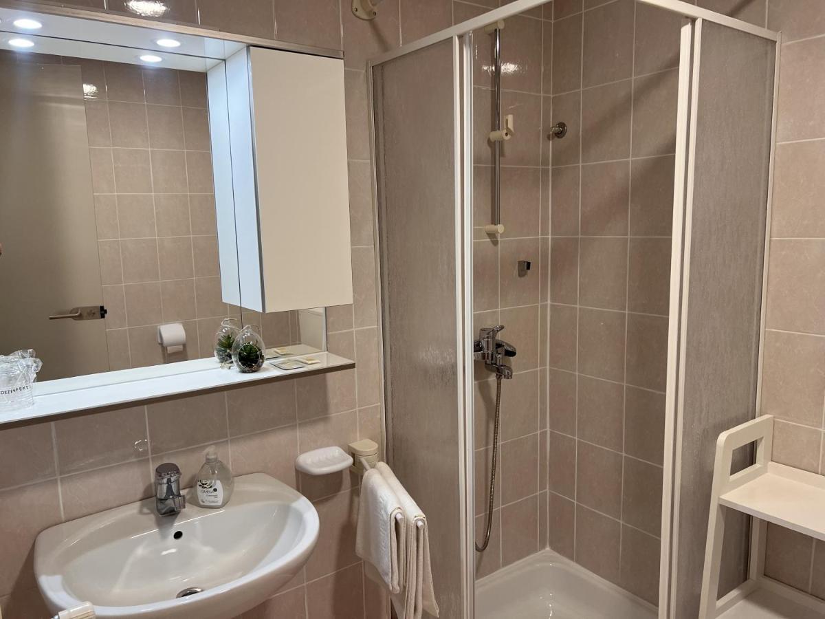 Prenocisca Mraz Apartment Velenje Exterior foto