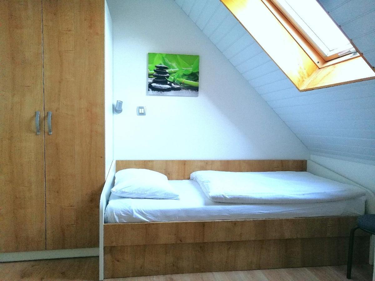 Prenocisca Mraz Apartment Velenje Cameră foto